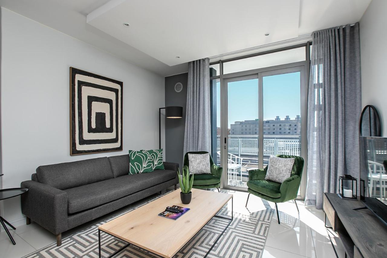 The Median Serviced Apartment Collection Johannesburg Dış mekan fotoğraf