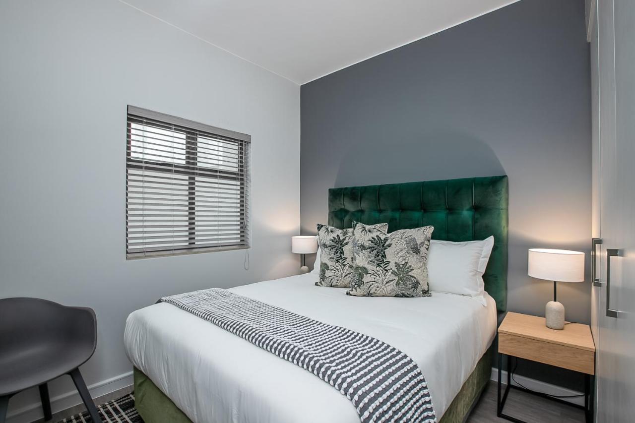 The Median Serviced Apartment Collection Johannesburg Dış mekan fotoğraf